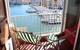 STUDIO à GRUISSAN (Aude) avec vue sur mer